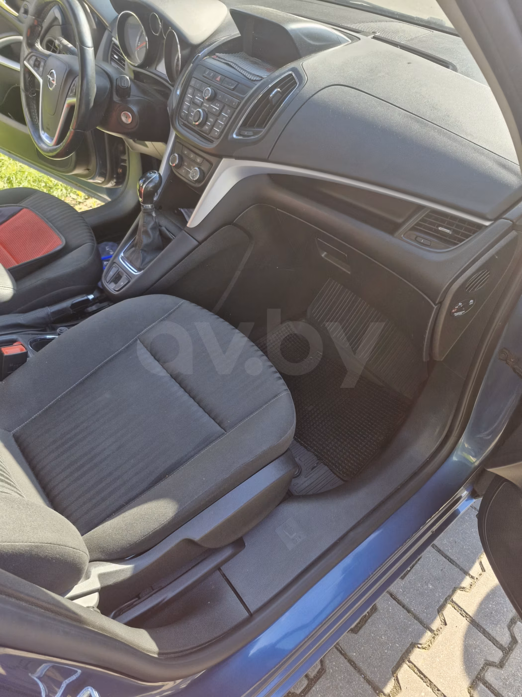 Opel Zafira фото 5