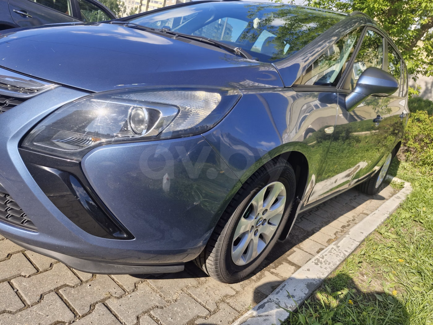 Opel Zafira фото 2