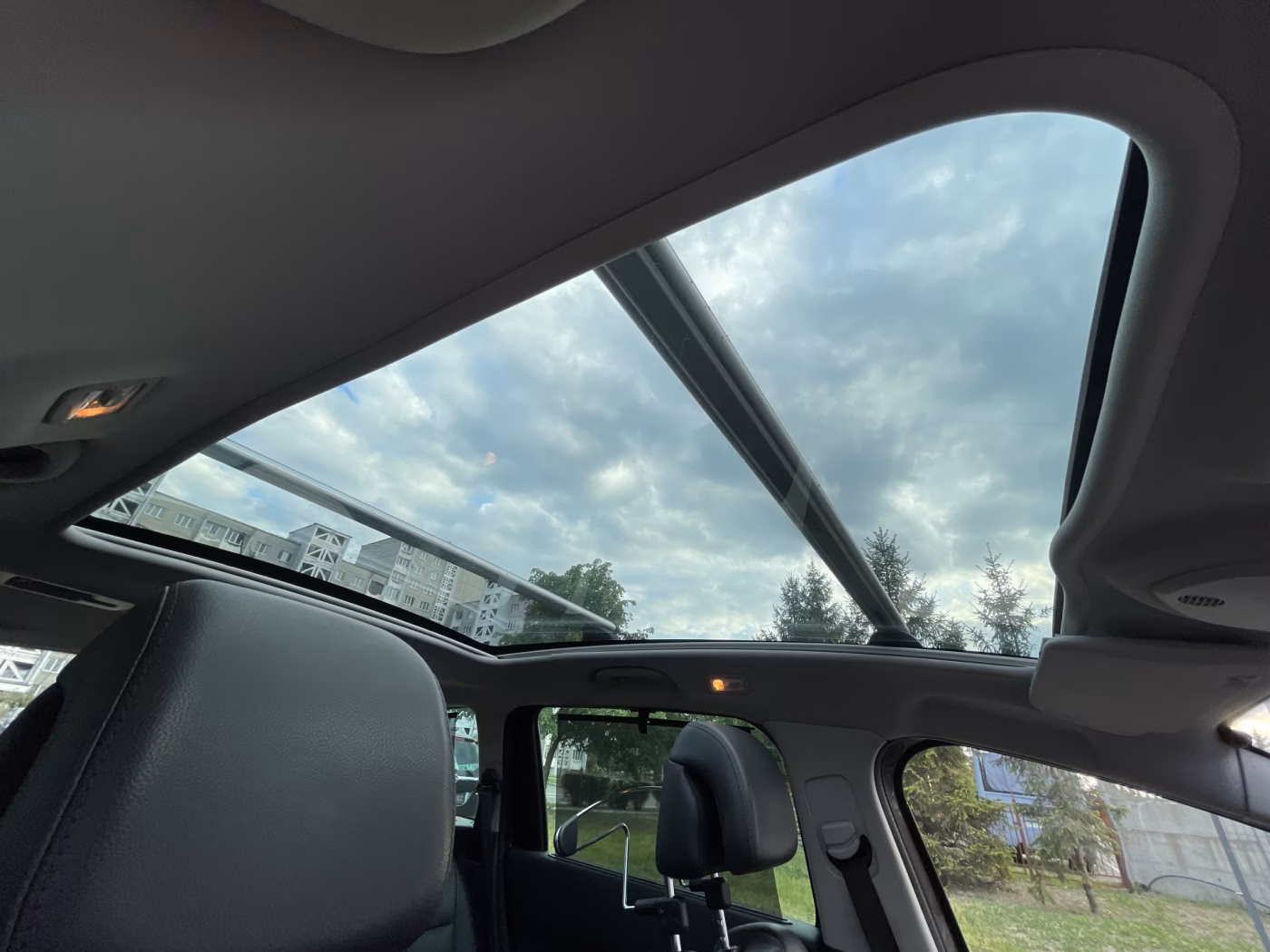 Peugeot 5008 фото 26