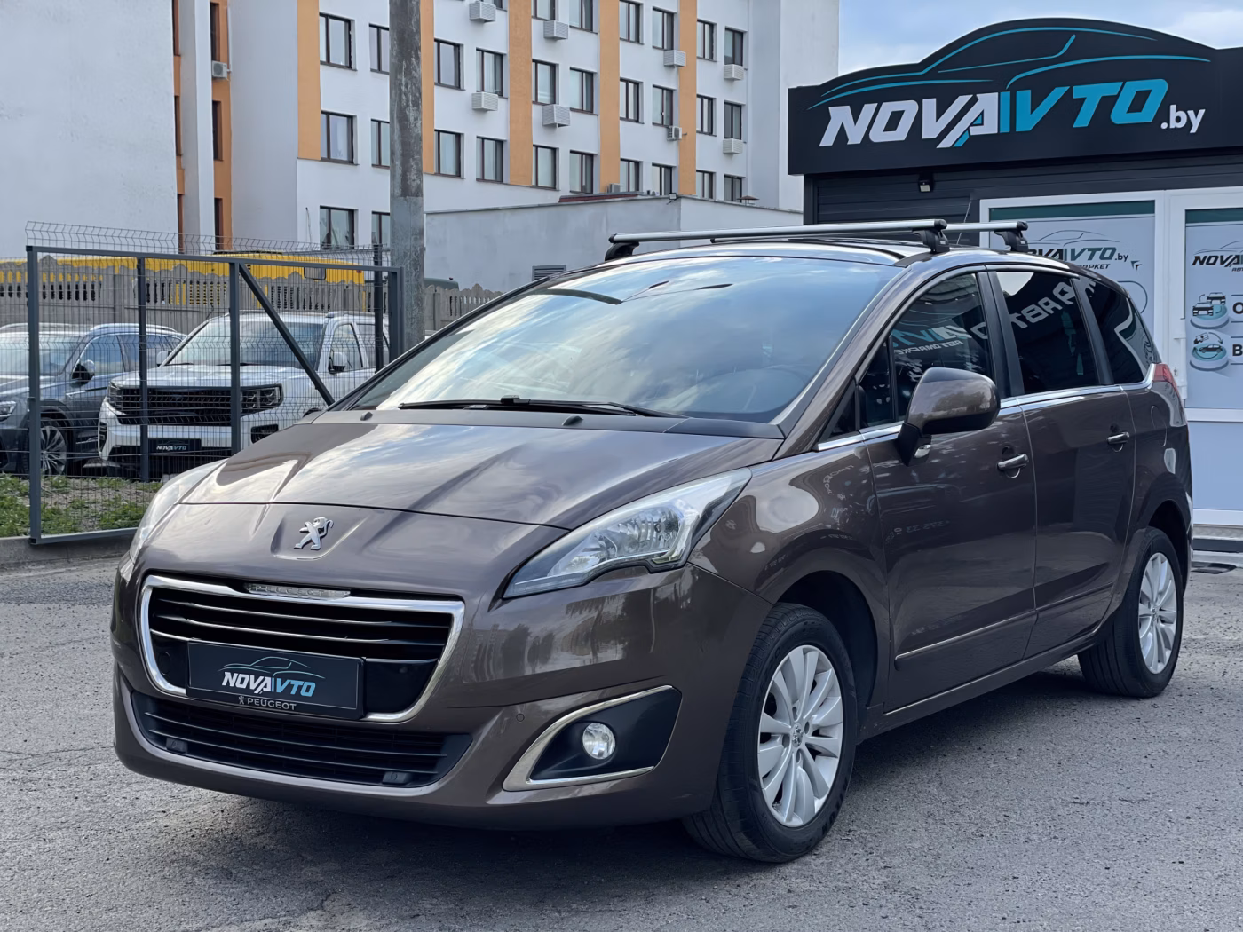 Peugeot 5008