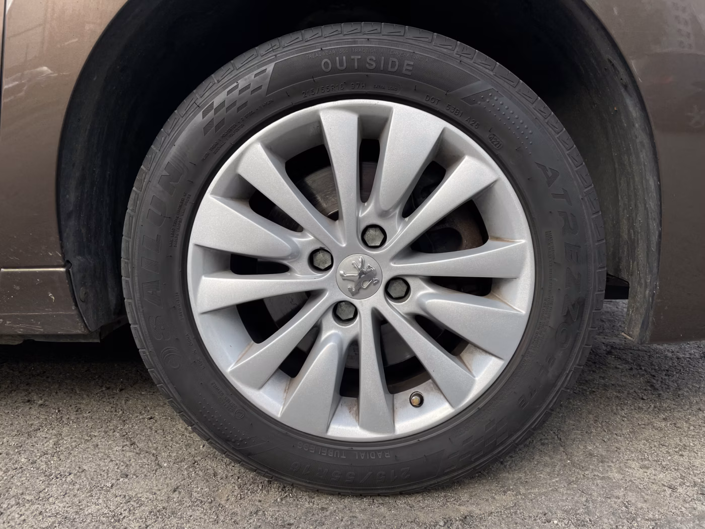 Peugeot 5008 фото 29
