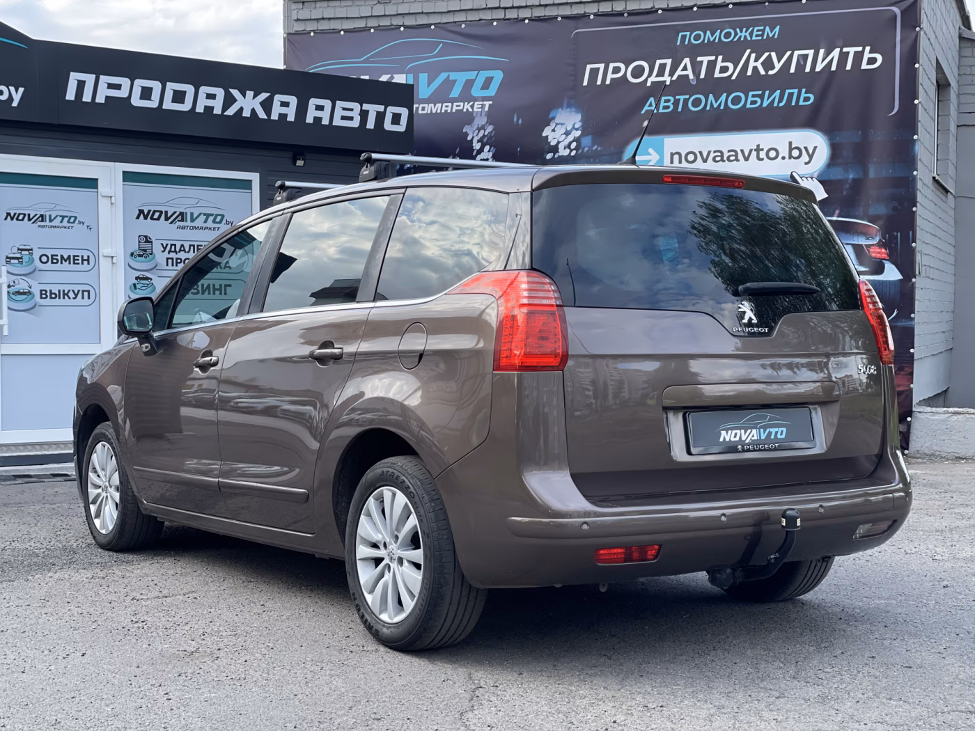 Peugeot 5008 фото 7