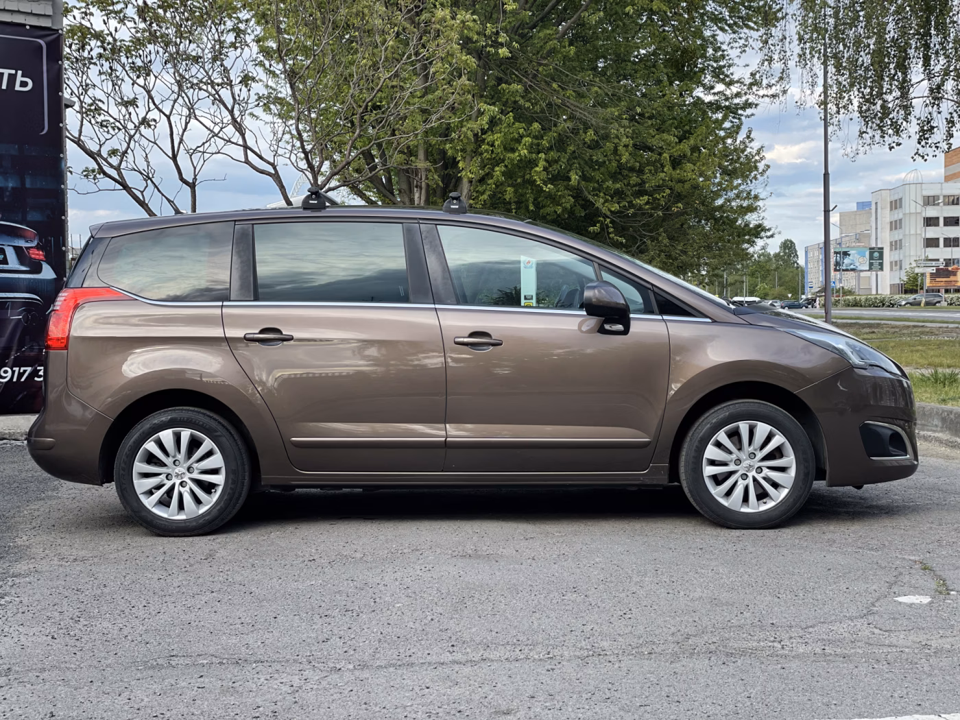 Peugeot 5008 фото 4