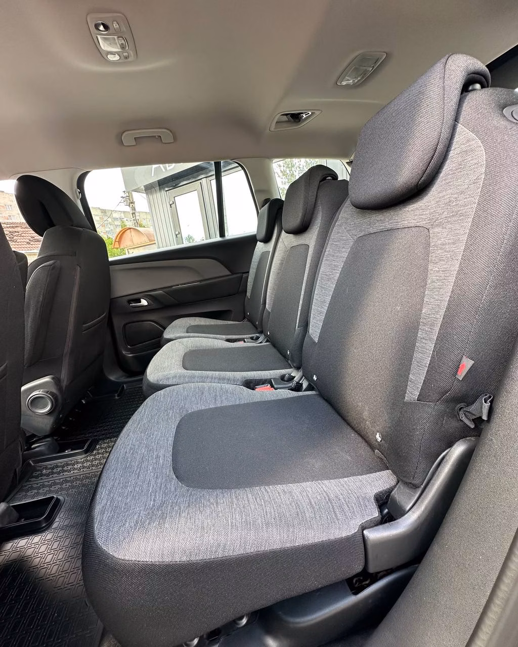 Citroen C4 Grand Spacetourer фото 8