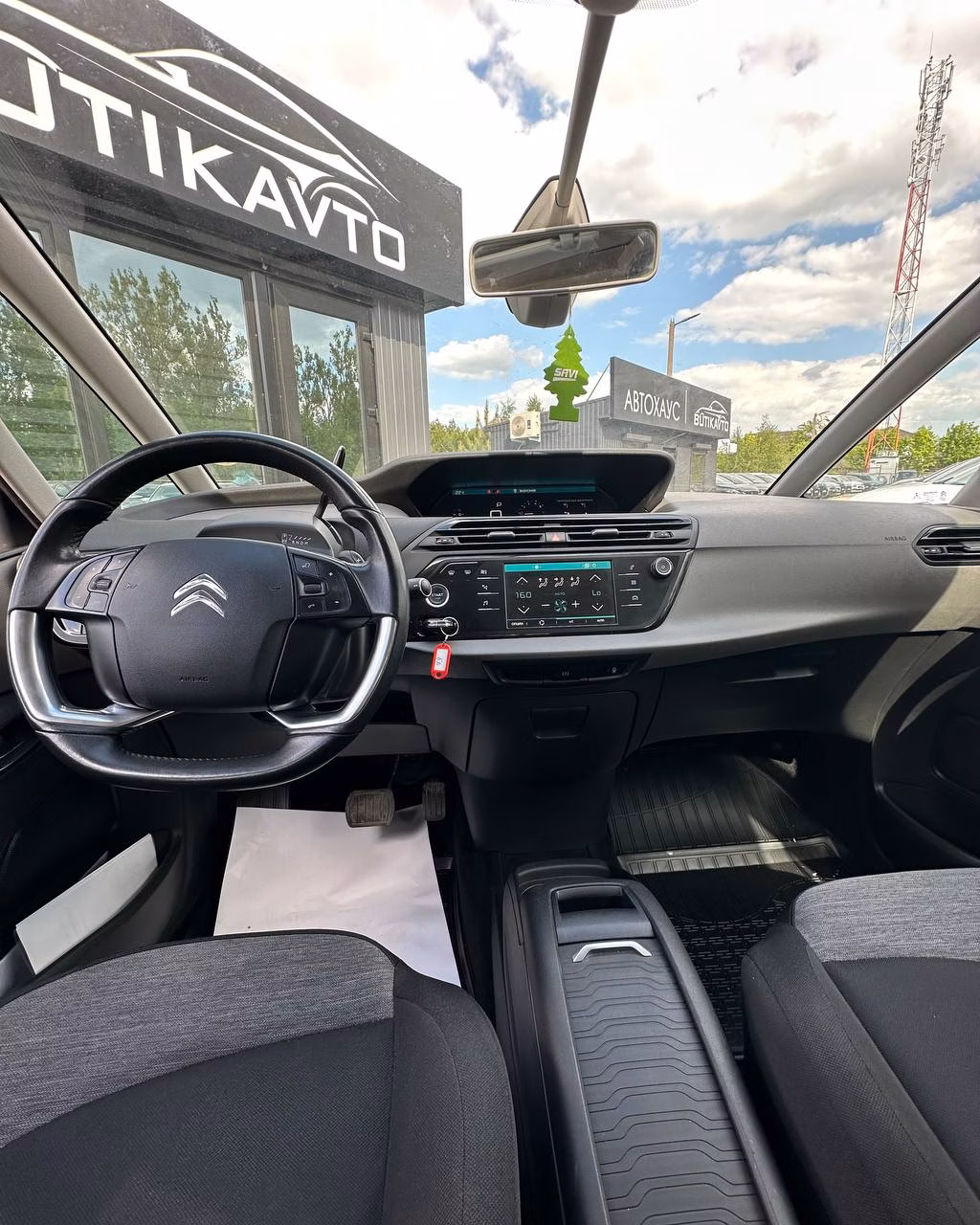 Citroen C4 Grand Spacetourer фото 9