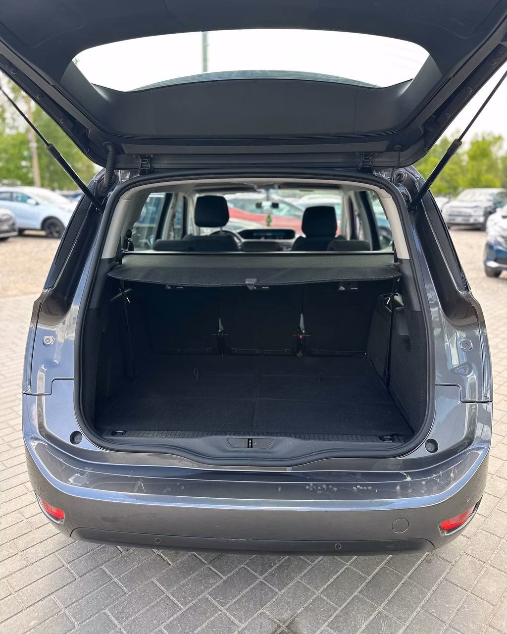 Citroen C4 Grand Spacetourer фото 11