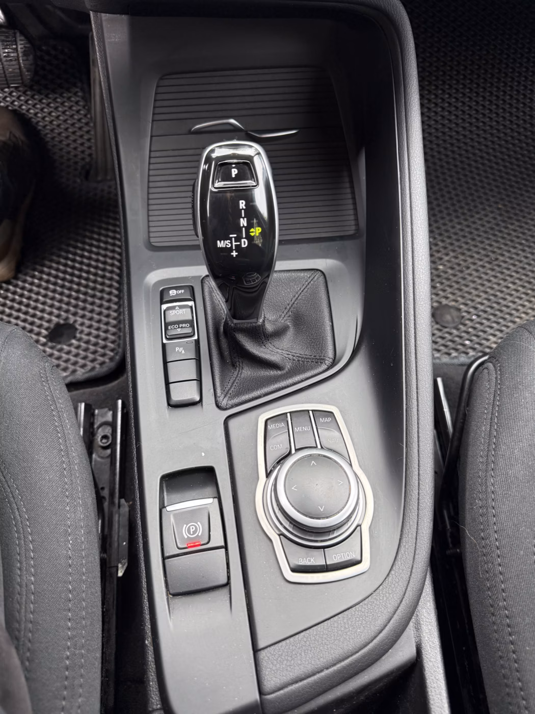 BMW X1 фото 14
