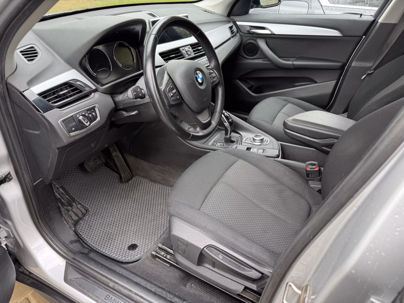 BMW X1 фото 13