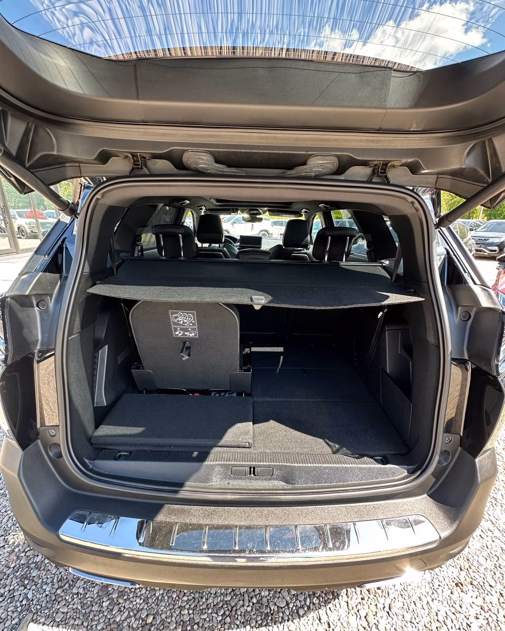 Peugeot 5008 фото 15