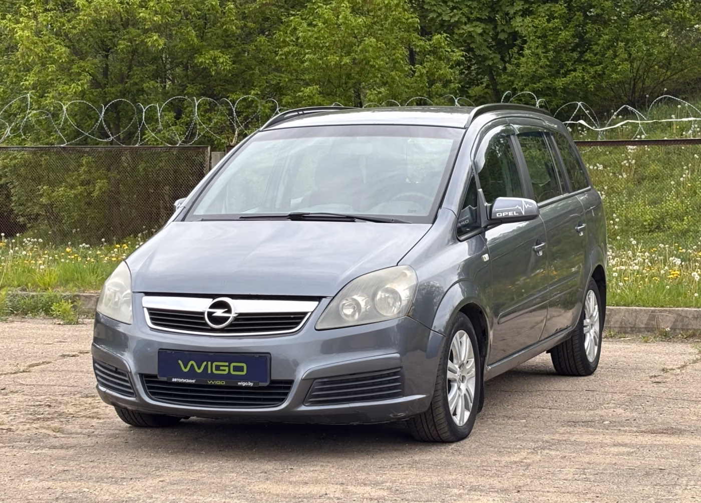 Opel Zafira фото 4