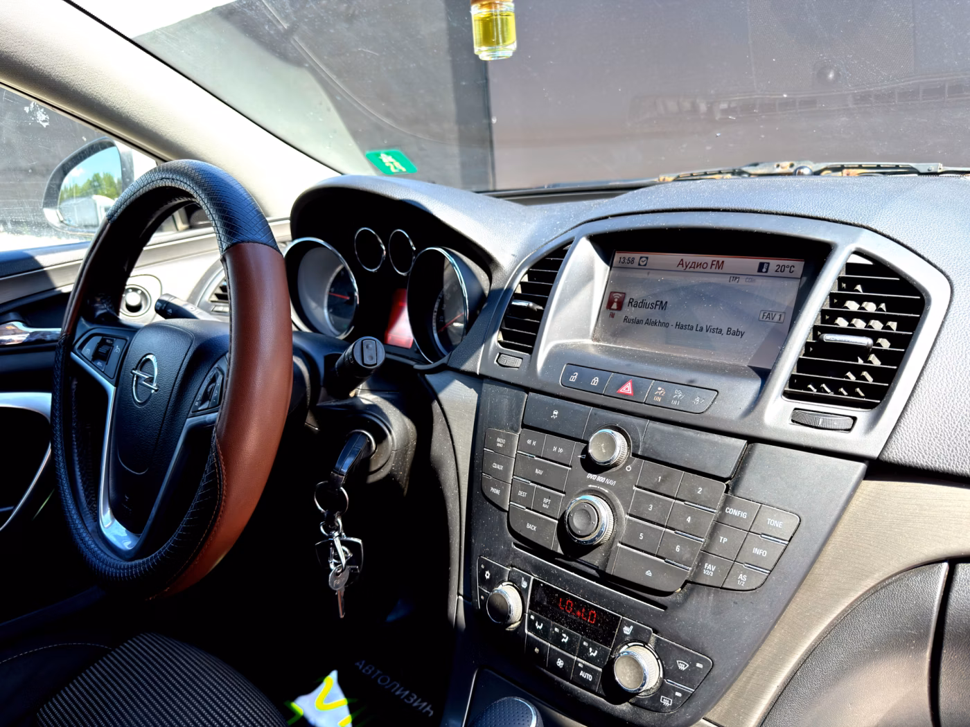 Opel Insignia фото 16