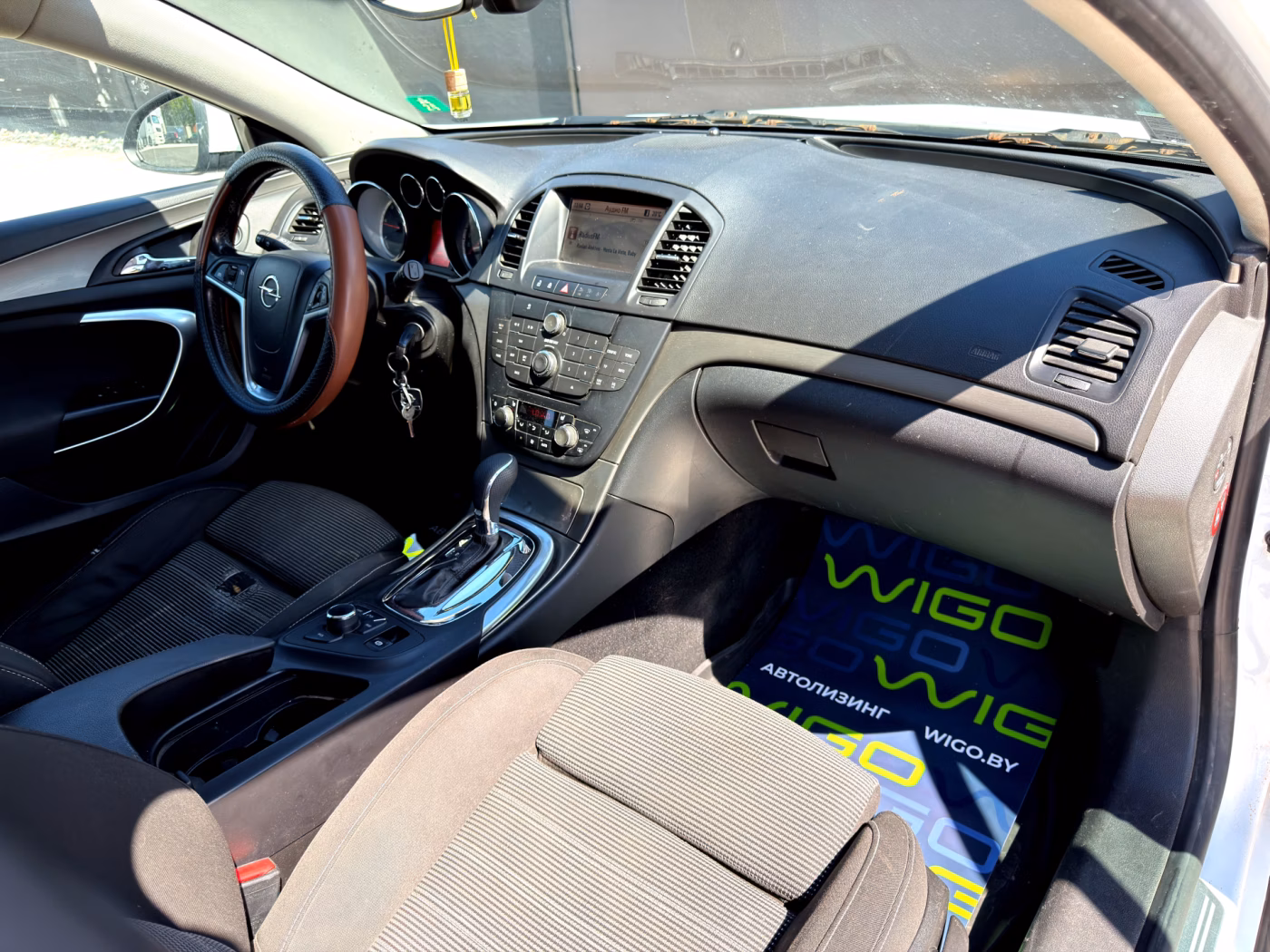 Opel Insignia фото 15
