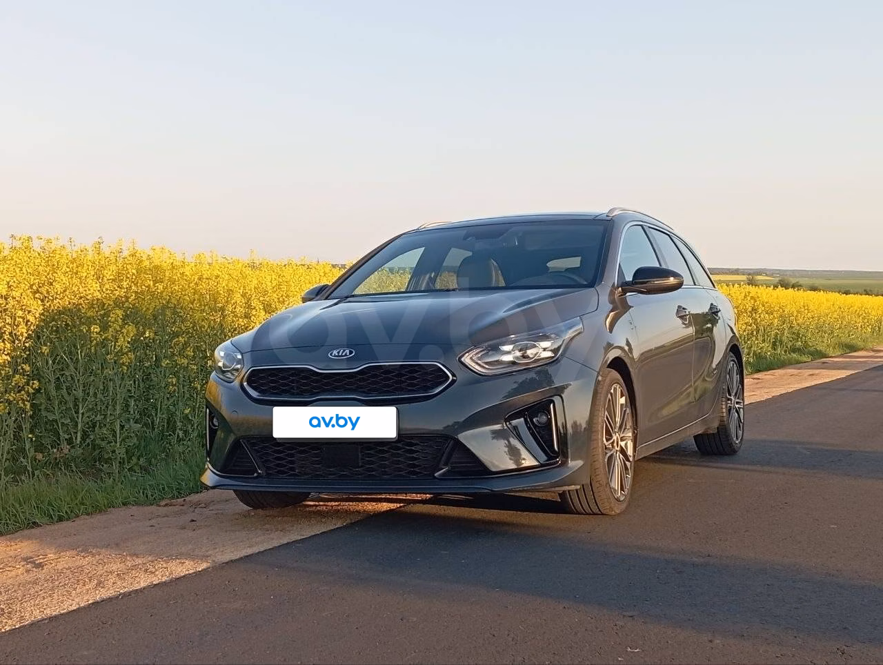 Kia Cee'd фото 7