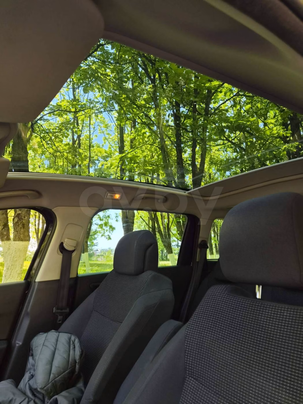 Peugeot 5008 фото 13