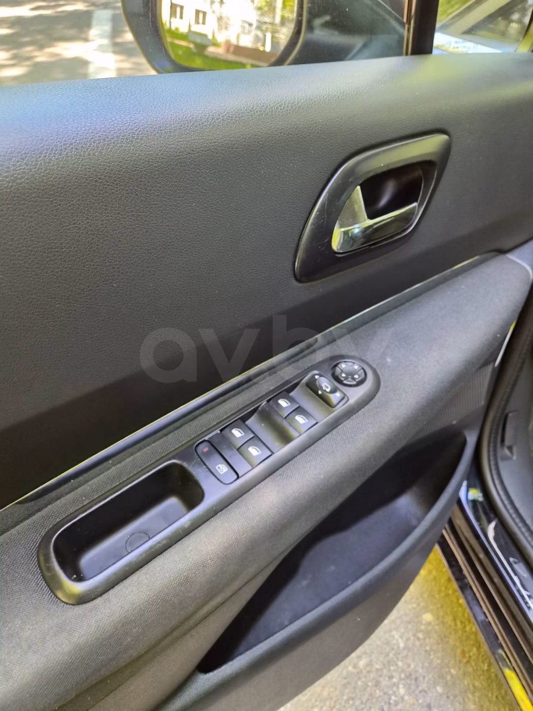 Peugeot 5008 фото 8