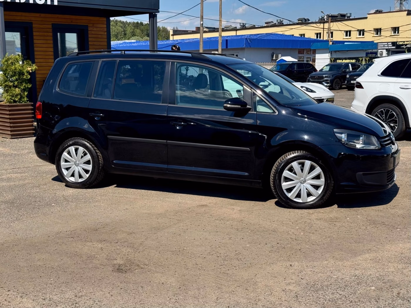 Volkswagen Touran фото 3