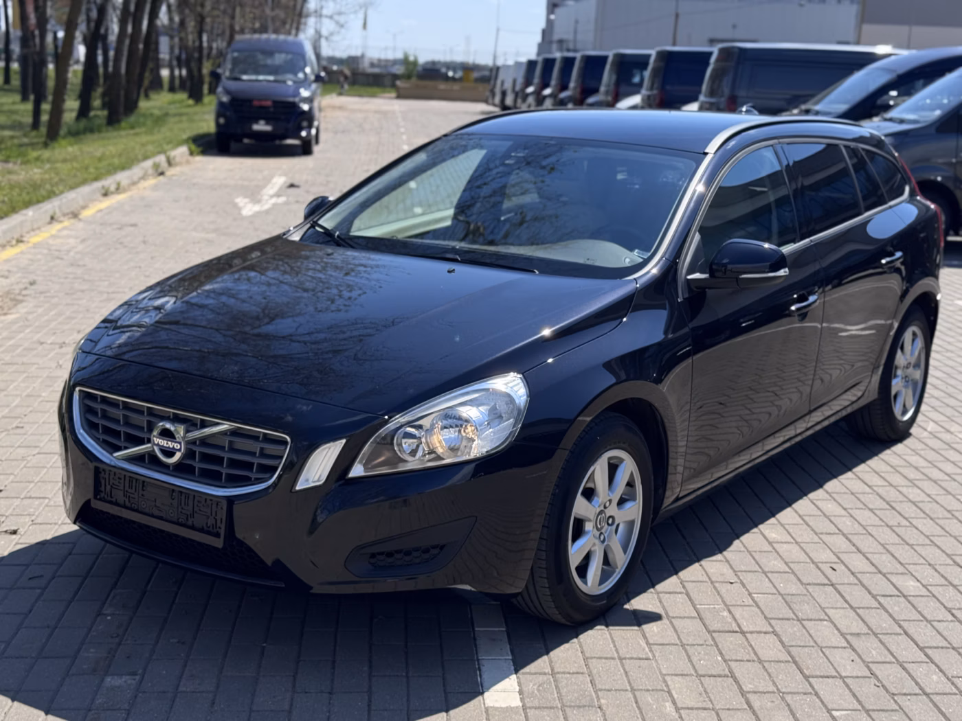 Volvo V60 фото 26