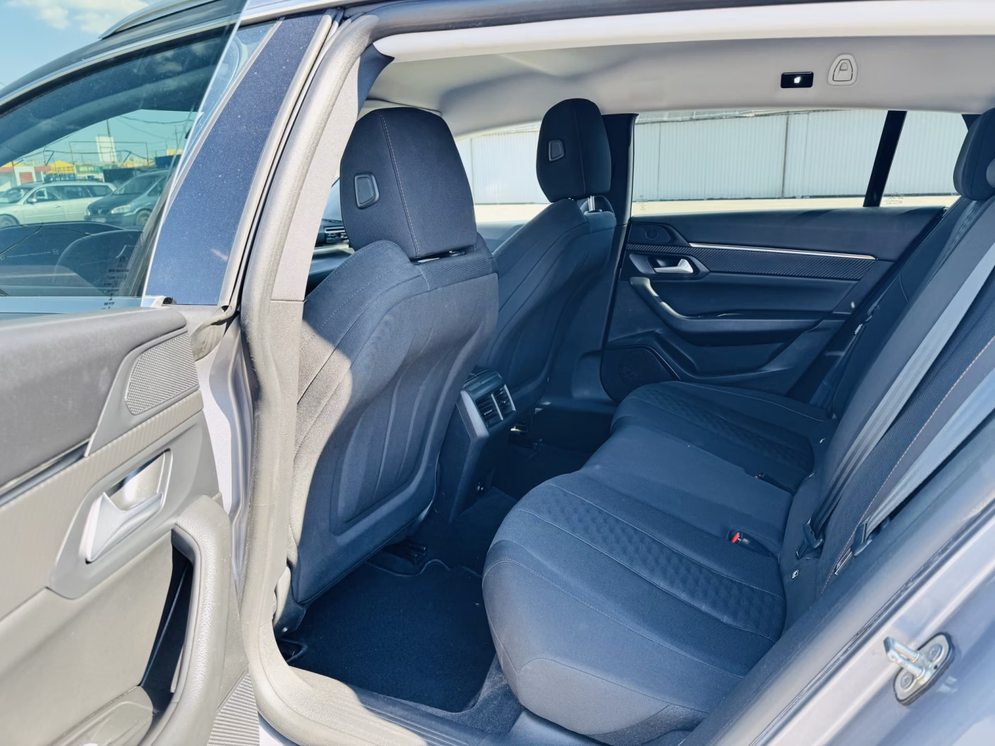 Peugeot 508 фото 7