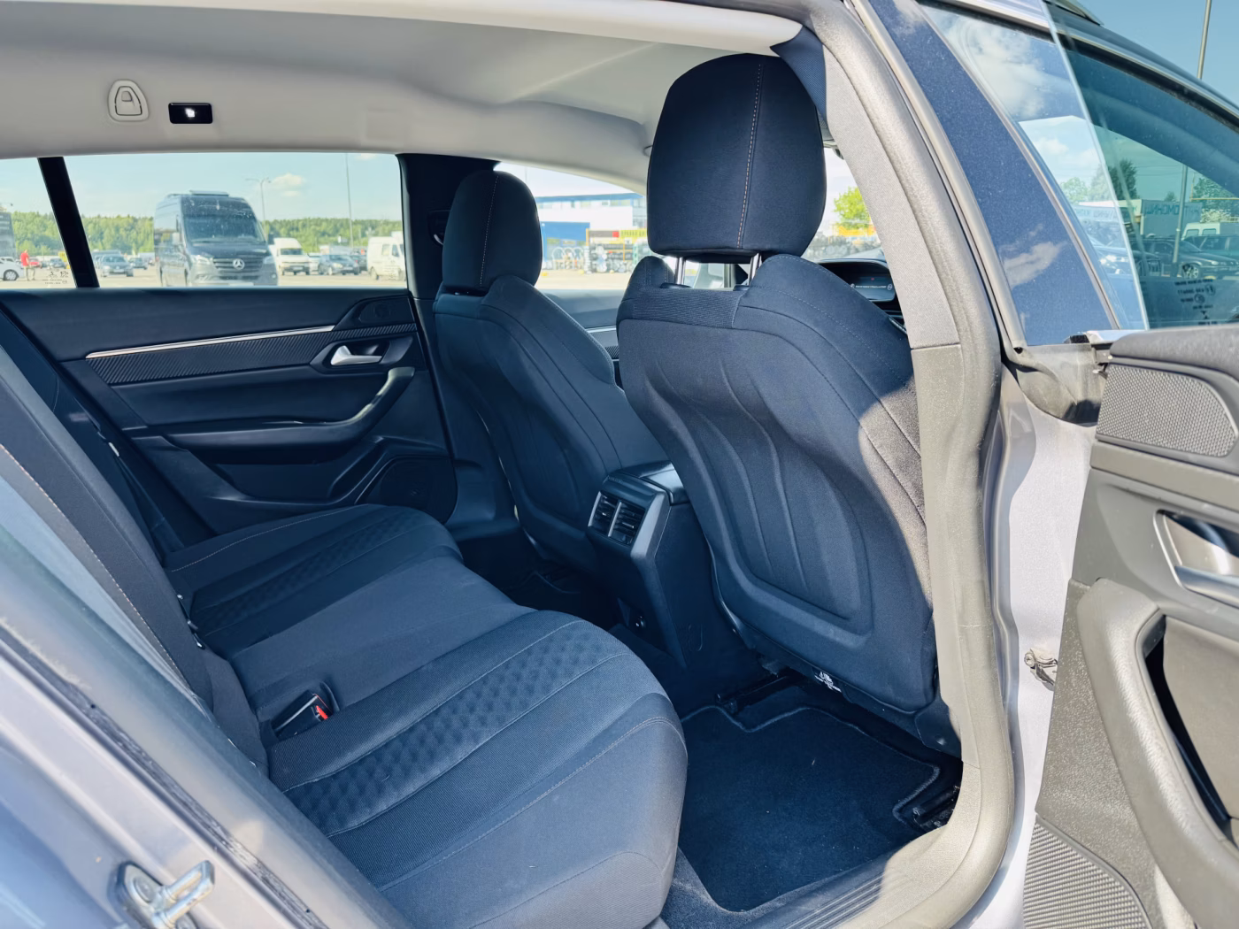 Peugeot 508 фото 8