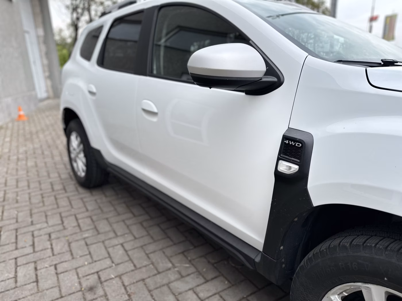 Dacia Duster фото 10