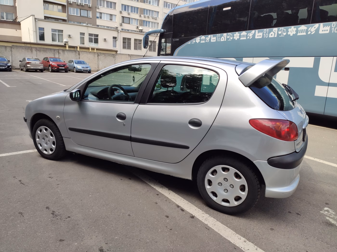 Peugeot 206 фото 7