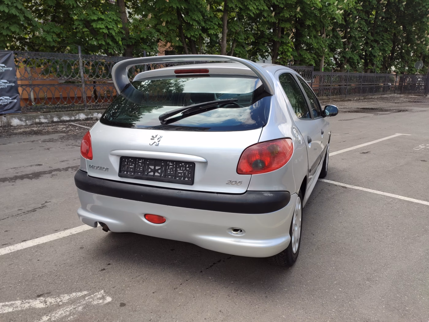 Peugeot 206 фото 10