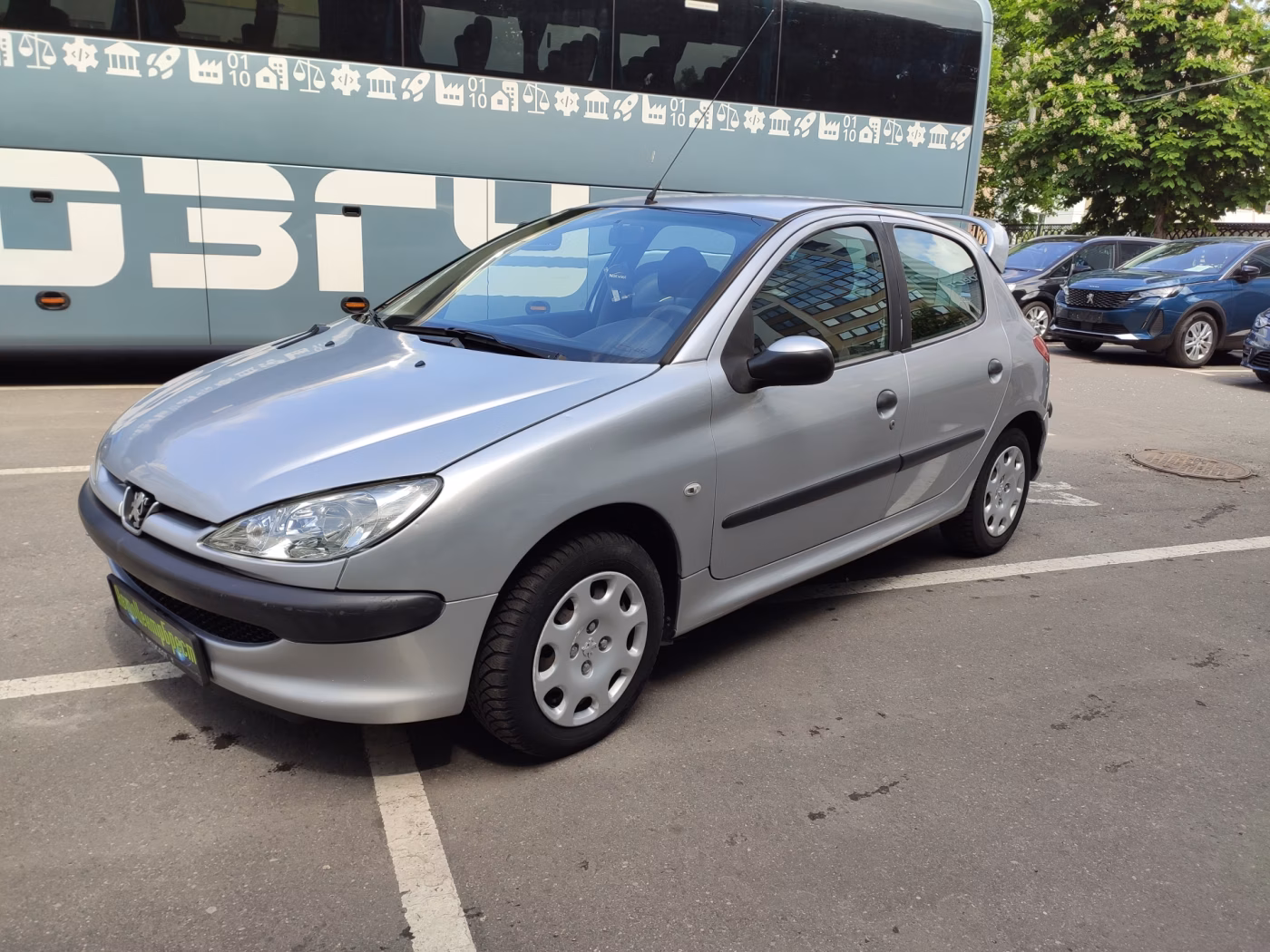 Peugeot 206 фото 6