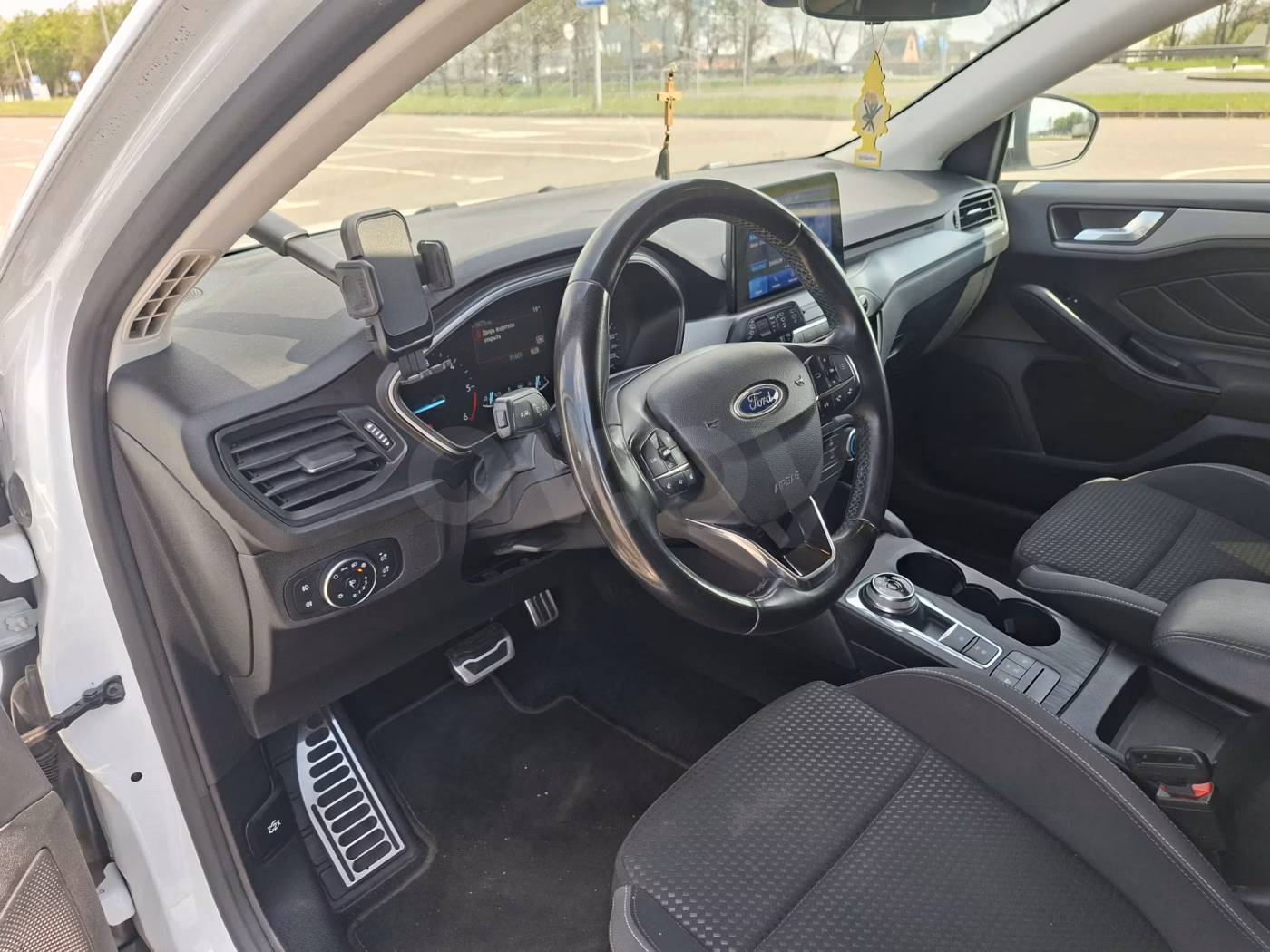 Ford Focus фото 8