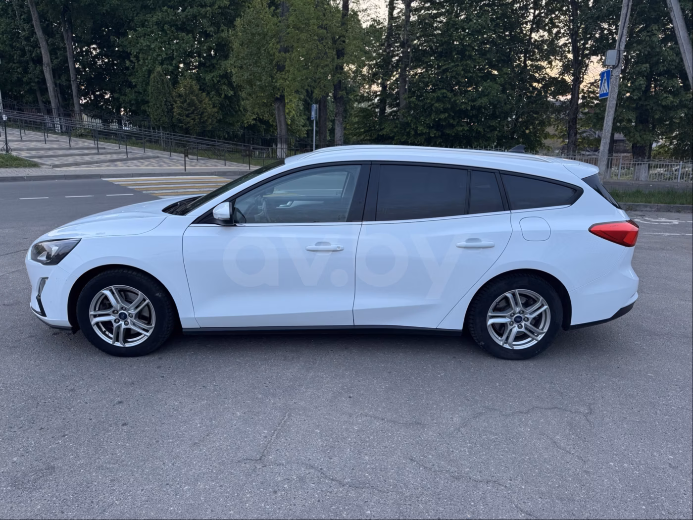 Ford Focus фото 6