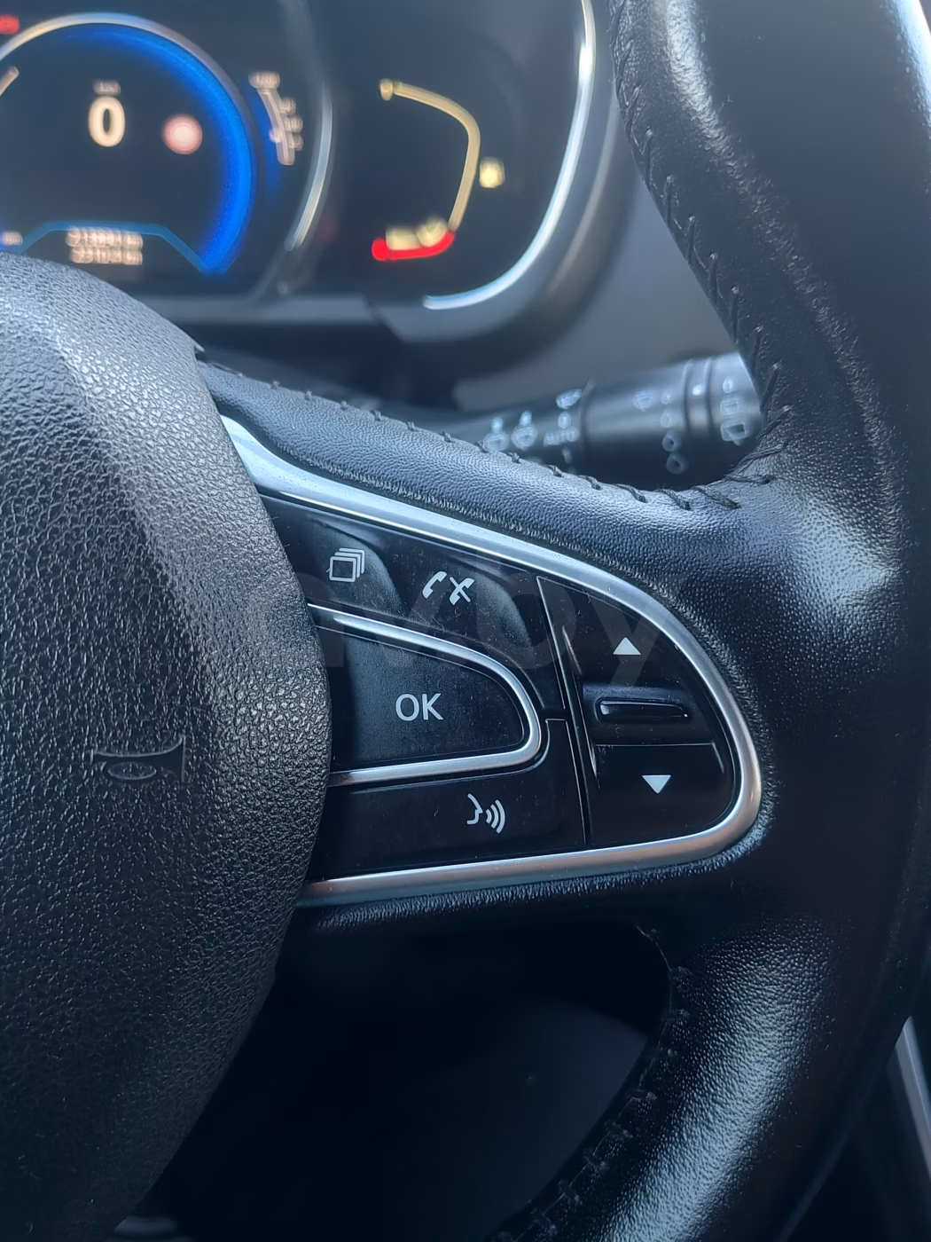 Renault Scenic фото 9
