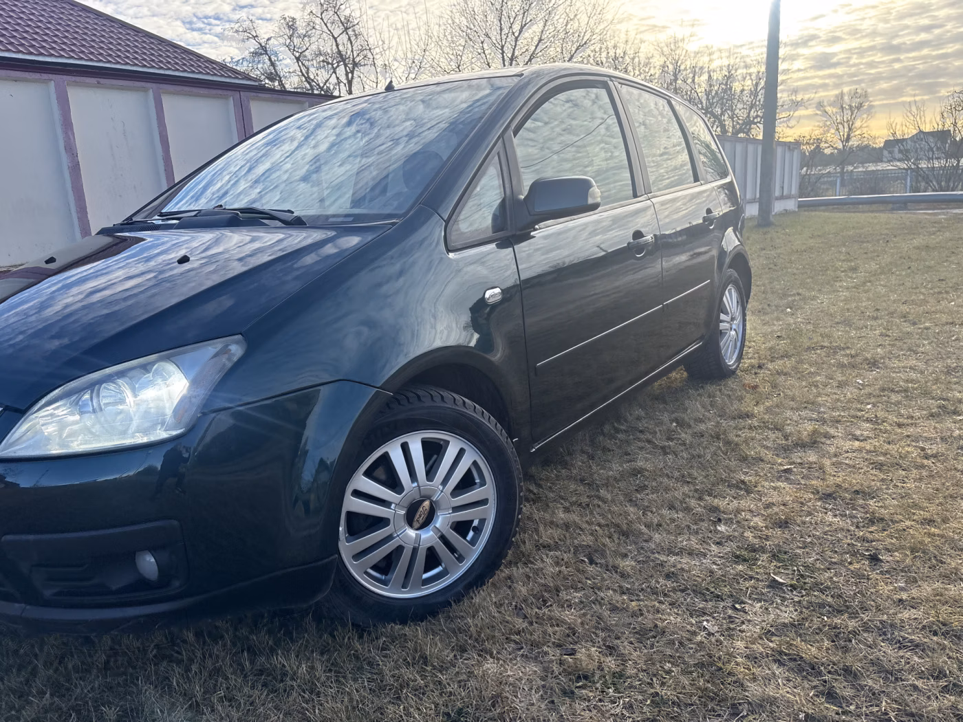 Ford C-MAX фото 11