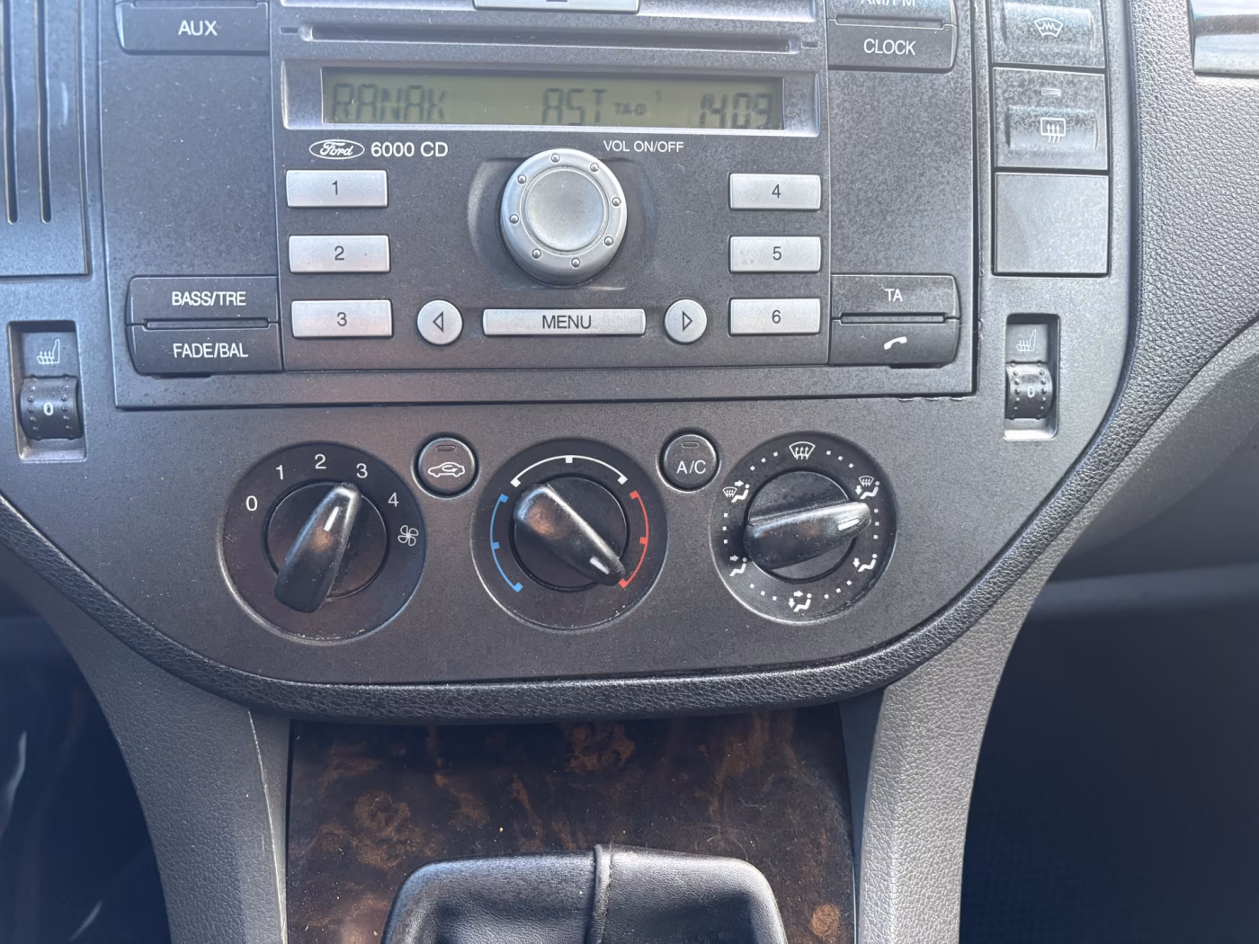 Ford C-MAX фото 23