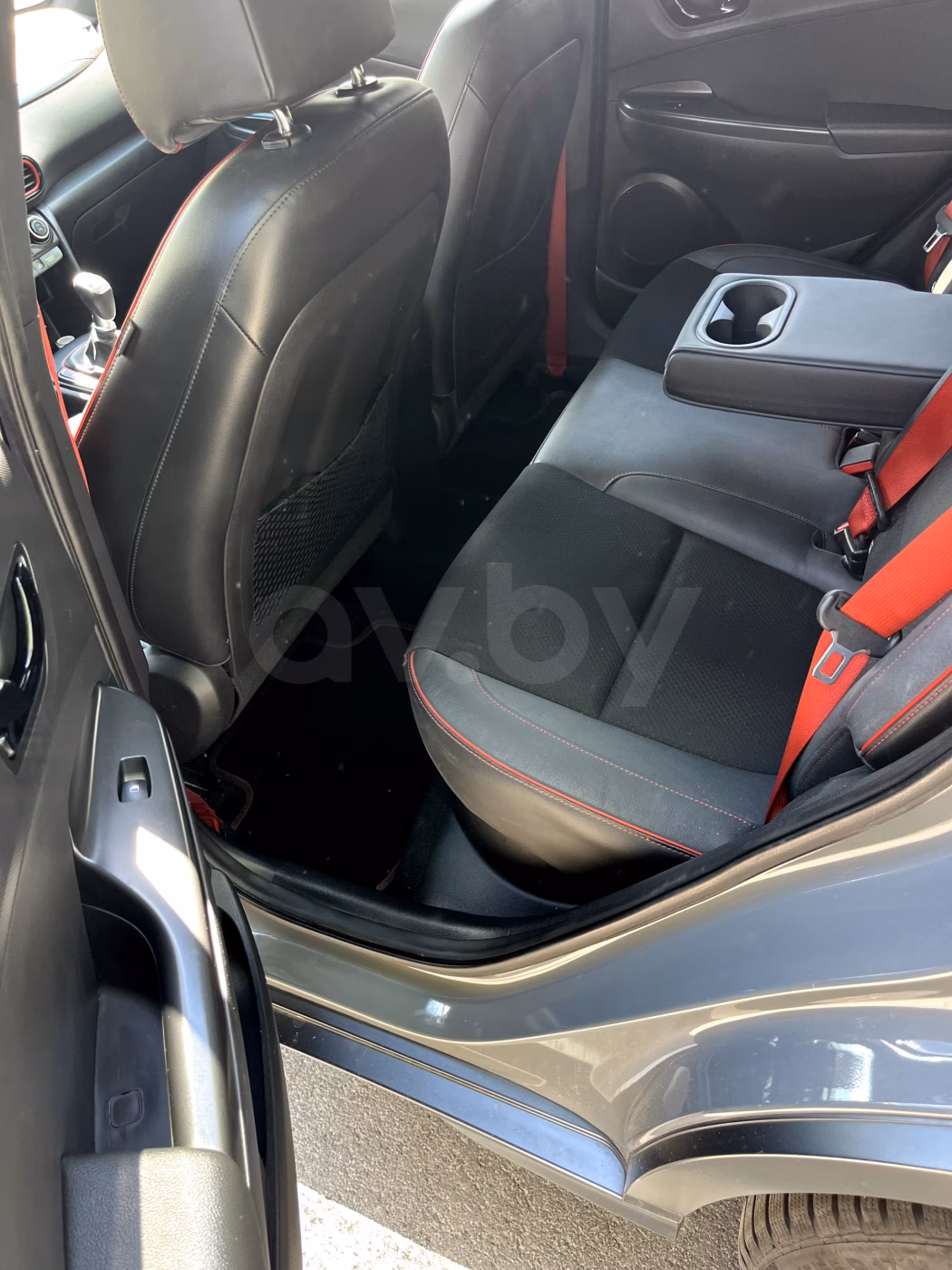 Hyundai Kona фото 7