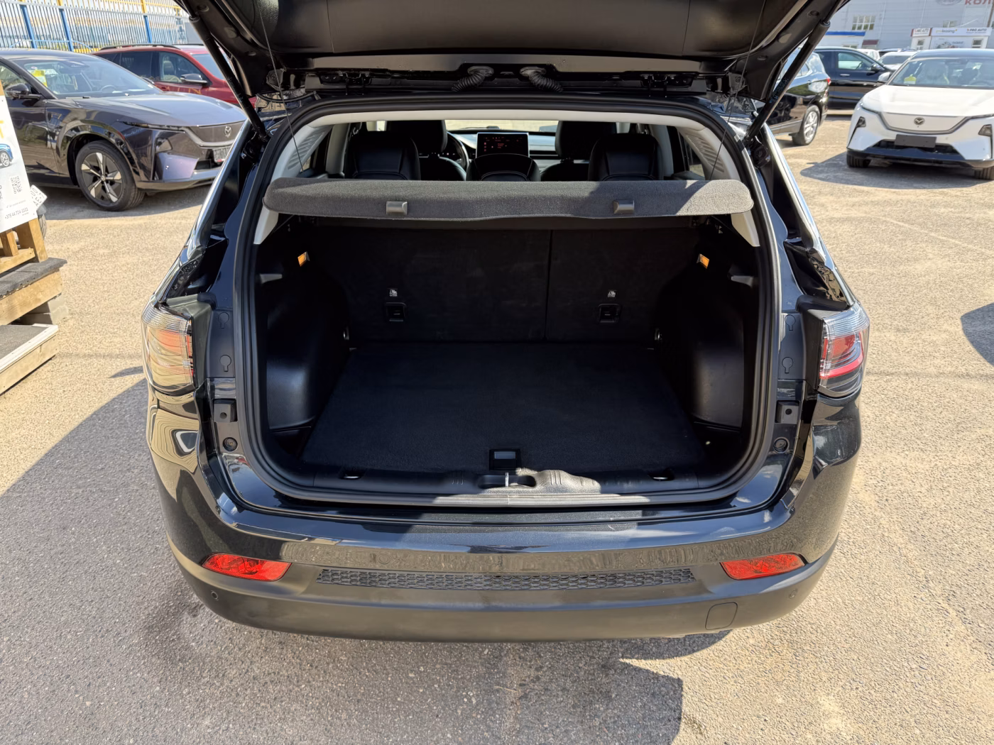 Jeep Compass фото 13