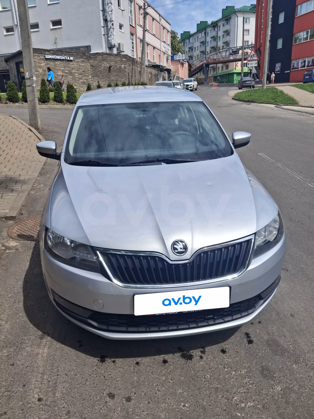 Skoda Rapid фото 10