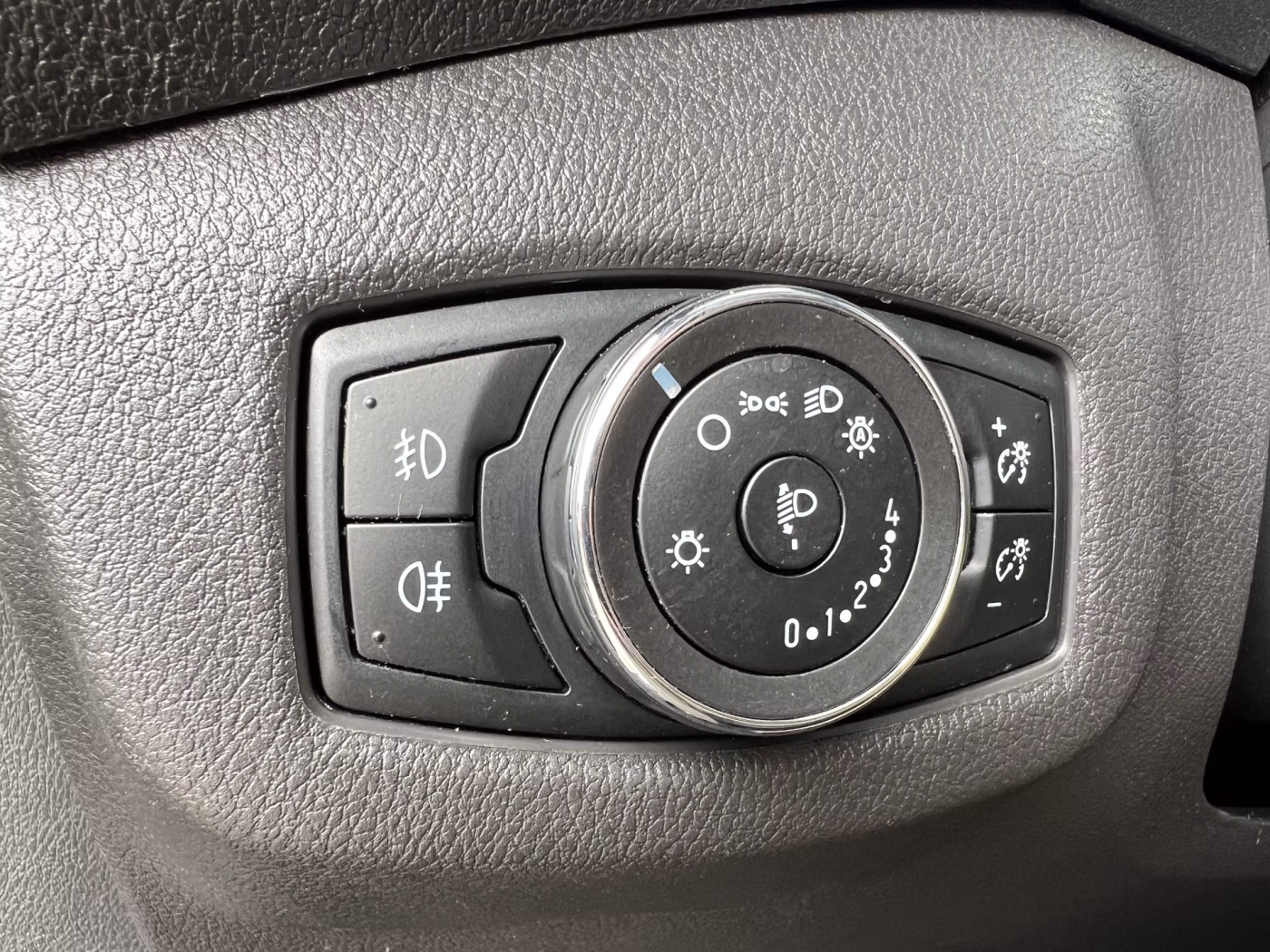 Ford Tourneo Connect фото 29