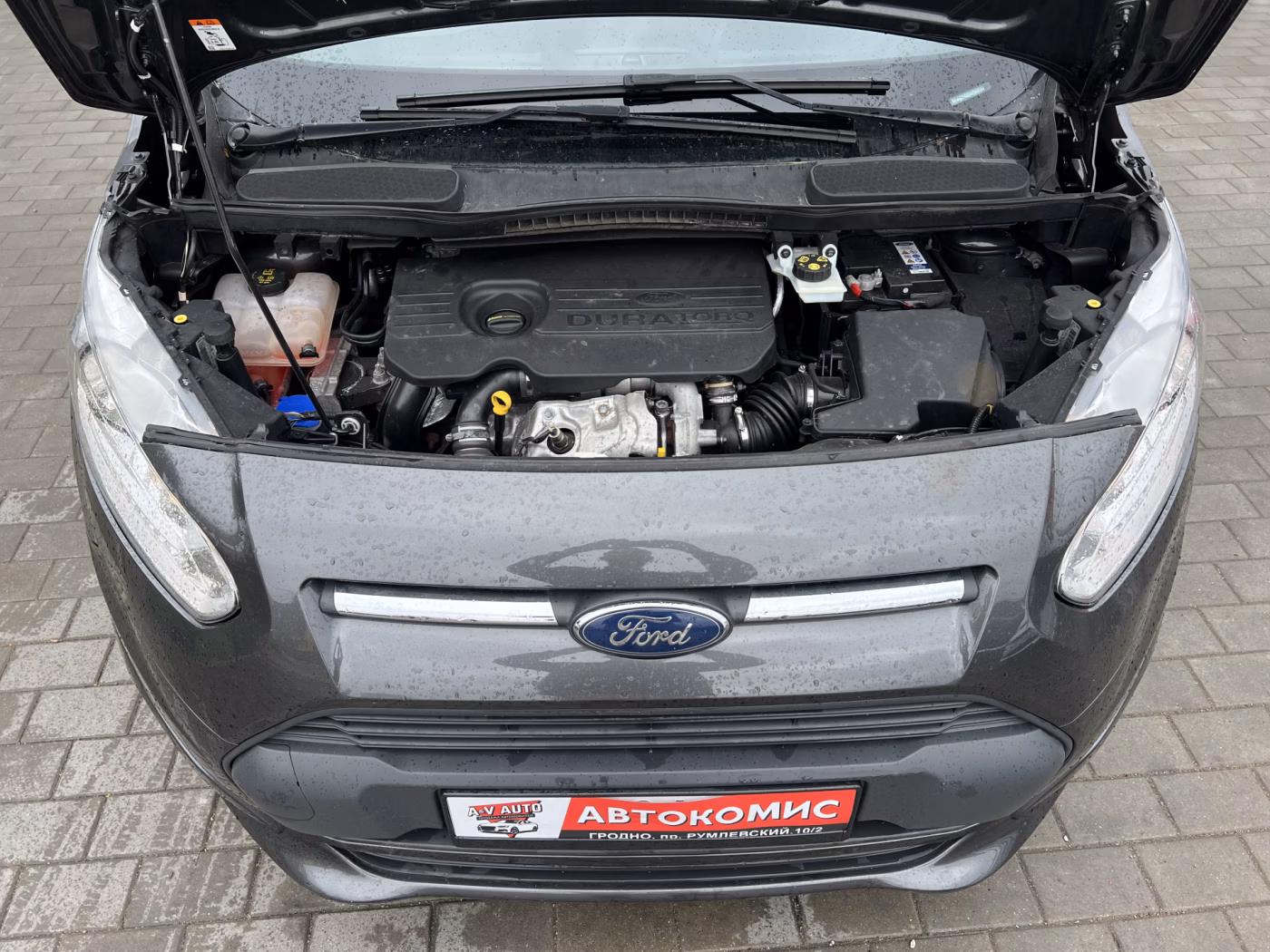 Ford Tourneo Connect фото 11