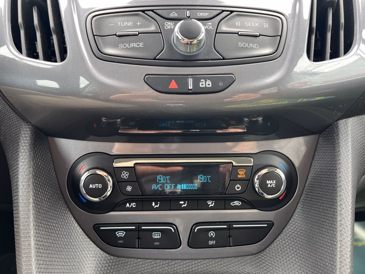 Ford Tourneo Connect фото 22