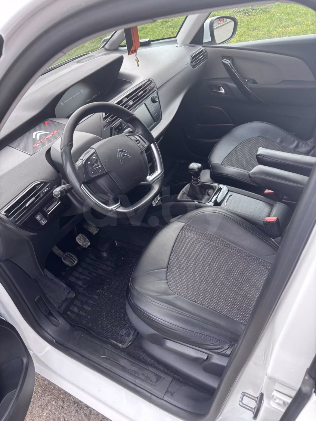 Citroen C4 Spacetourer фото 9
