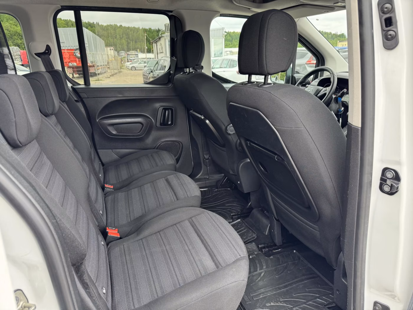 Opel Combo XL фото 16