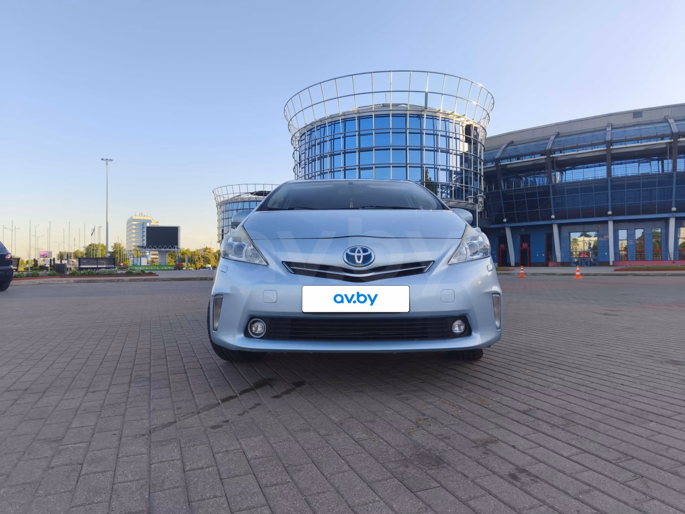 Toyota Prius V(+)