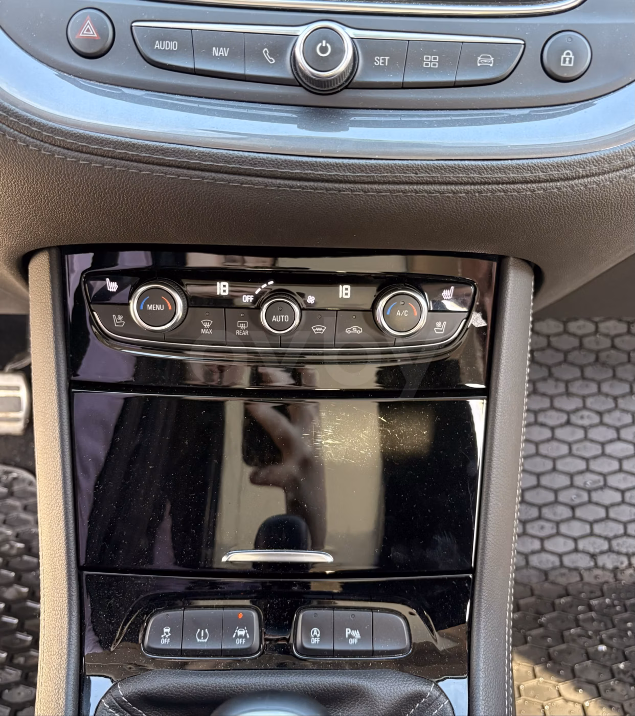 Opel Grandland X фото 13