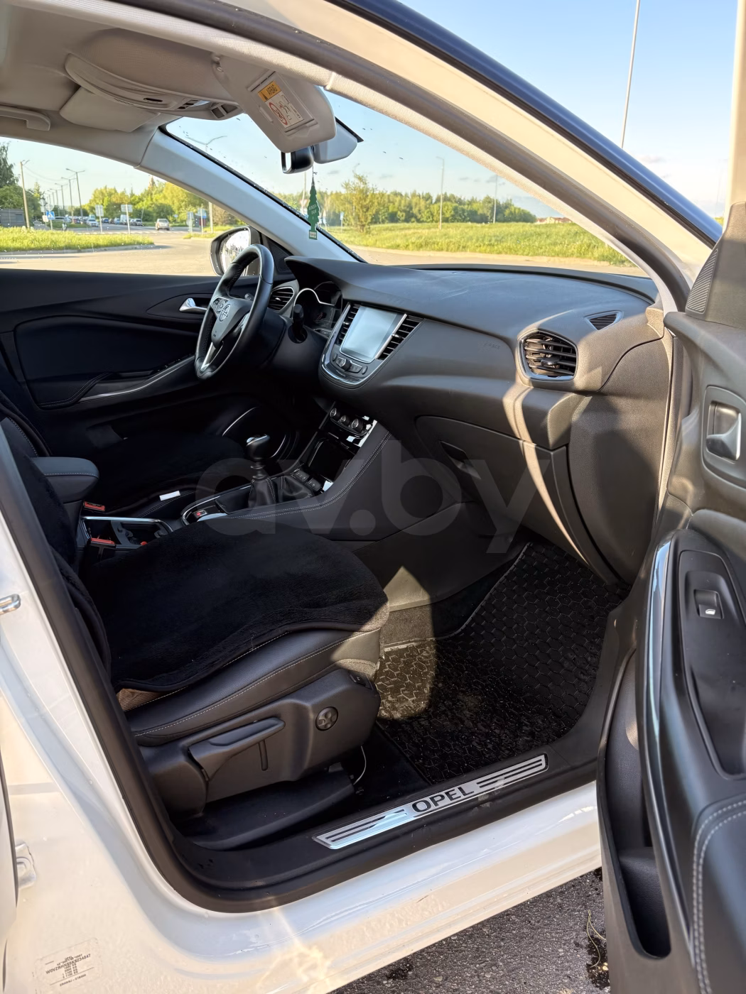 Opel Grandland X фото 17