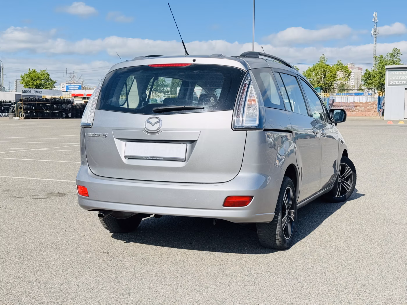 Mazda 5 фото 2