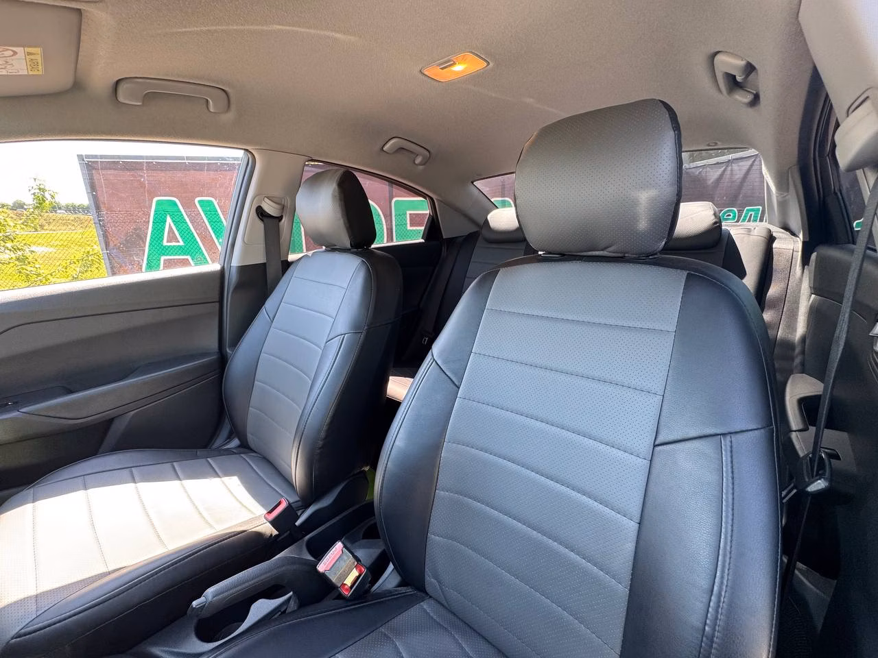 Hyundai Accent фото 11