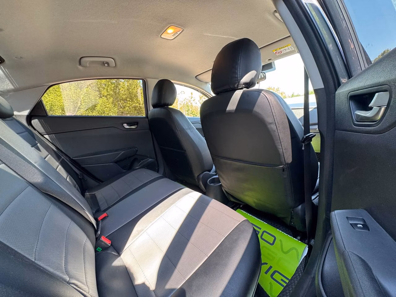 Hyundai Accent фото 15