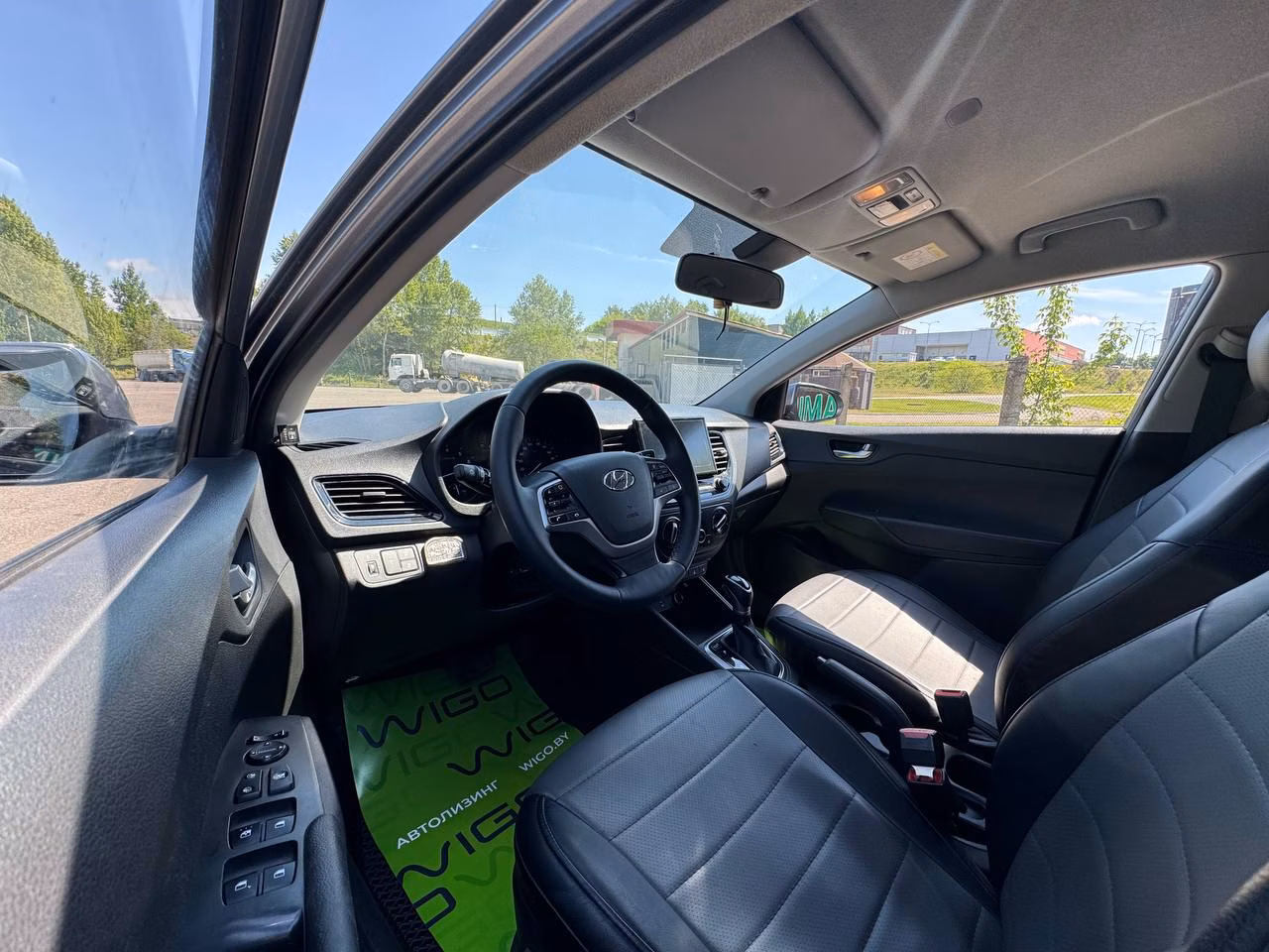 Hyundai Accent фото 9