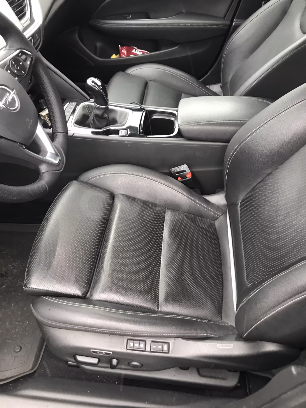 Opel Insignia фото 12