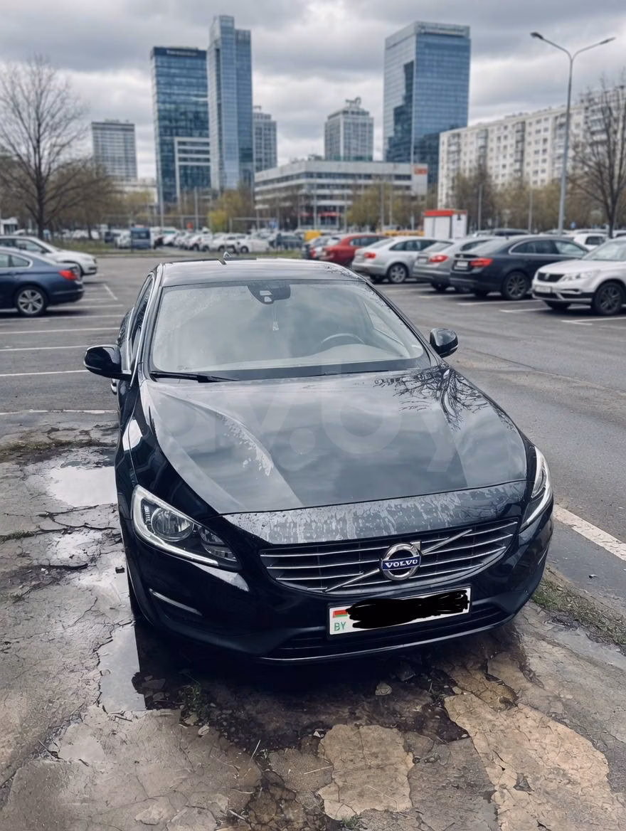 Volvo V60 фото 13