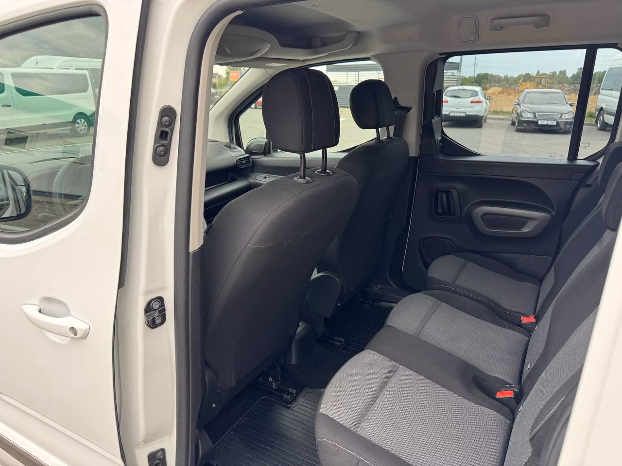 Toyota ProAce City фото 17